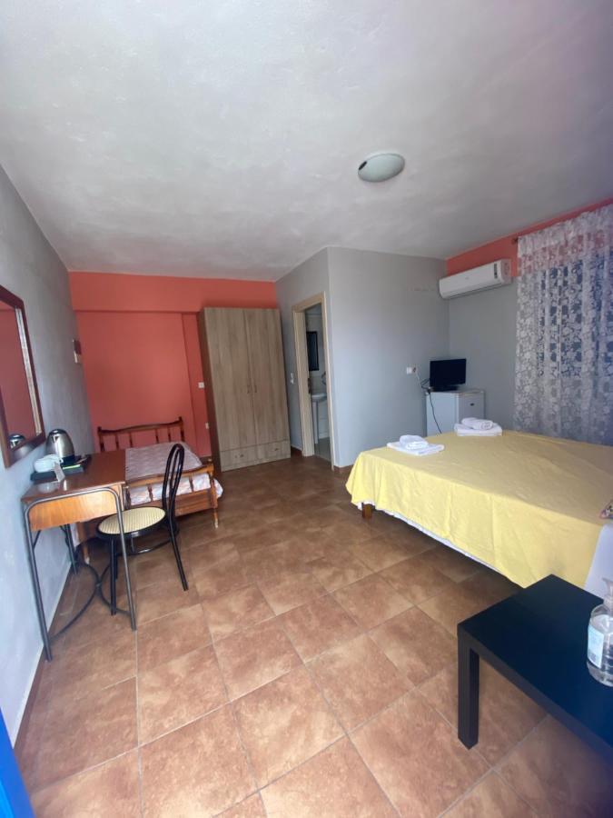 Aeolos Apartments Akrotiri  Bagian luar foto